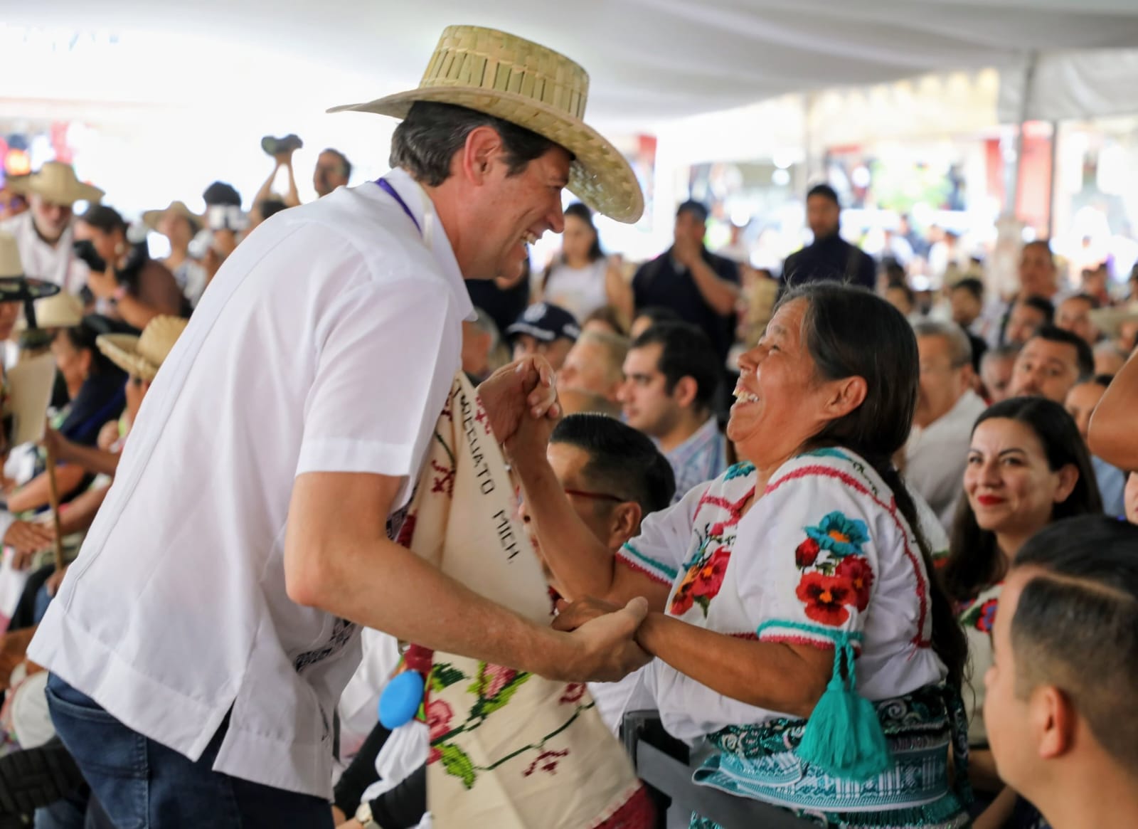 Alfonso Martínez destaca el orgullo de celebrar en Morelia las tradiciones artesanales de Michoacán