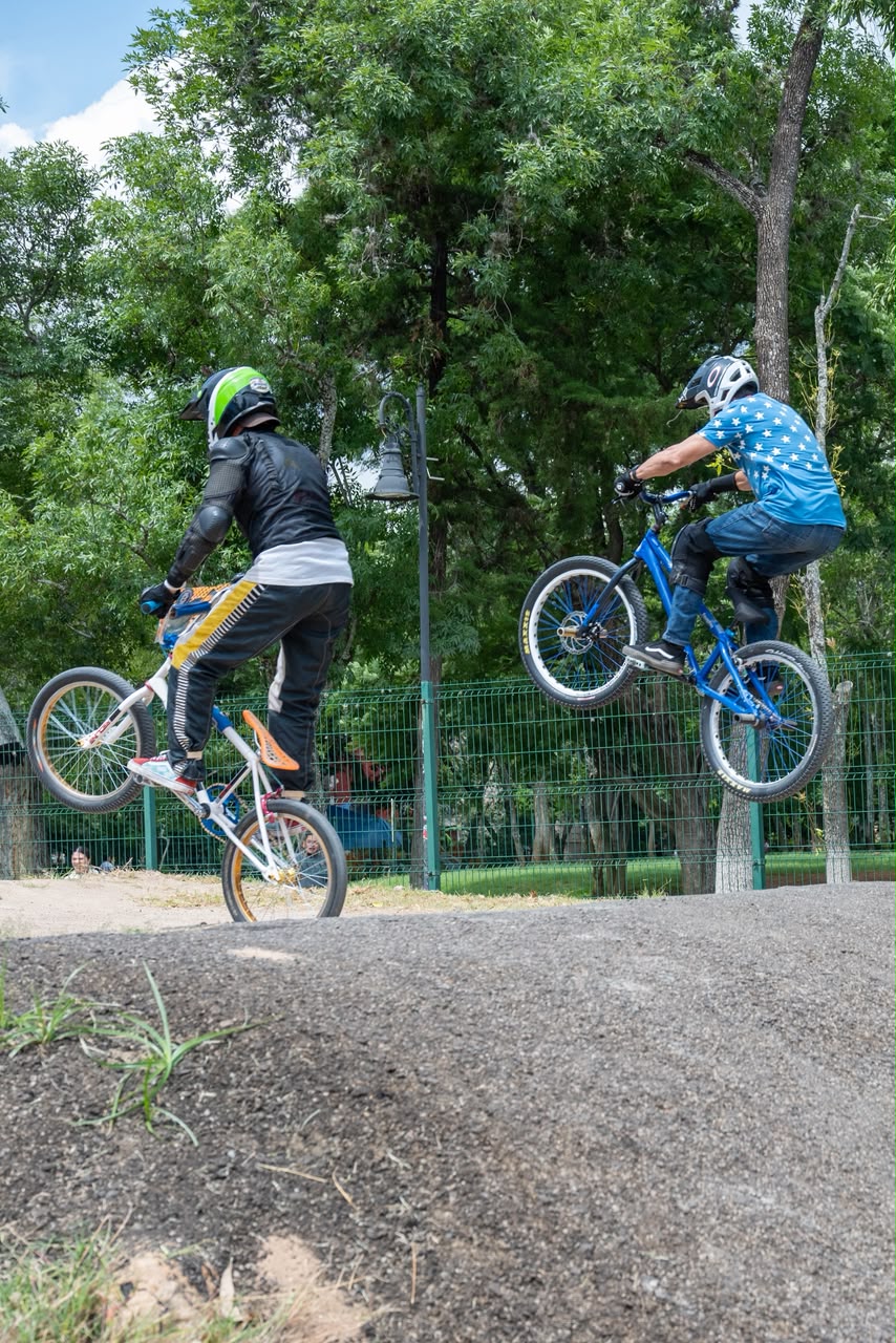 BMX de la vieja escuela reúne a ciclistas de todo México en Morelia