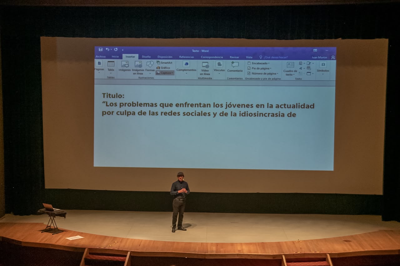 Entre fama y exposición: “Quiero ser influencer” cuestiona el mundo de las redes sociales