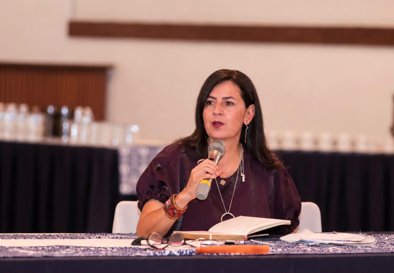 Gaby Molina invita a celebrar el Día del Artesano