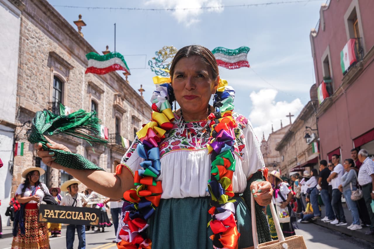 Más de 4 mil artesanos toman las calles de Morelia para celebrar su día
