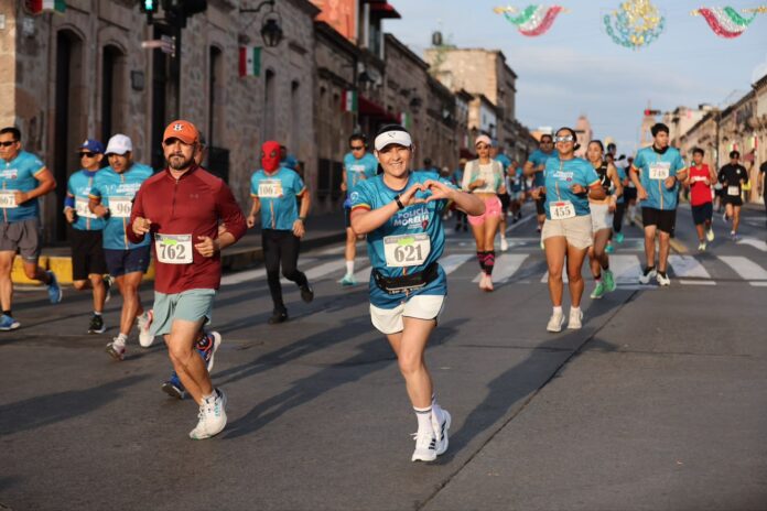 Policía Morelia reúne a más de 1,200 atletas en carrera solidaria