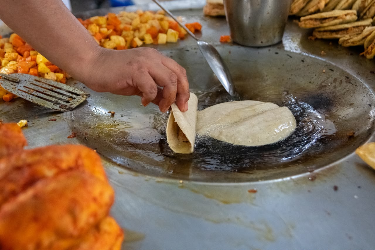 Tamales, buñuelos y antojitos despiden la novena edición del festival en Morelia