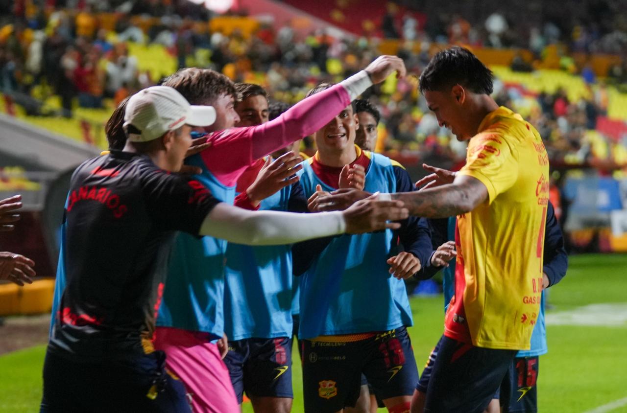 Los Canarios vuelan alto; Morelia derrota a Leones Negros y defiende el liderato del Apertura 2026