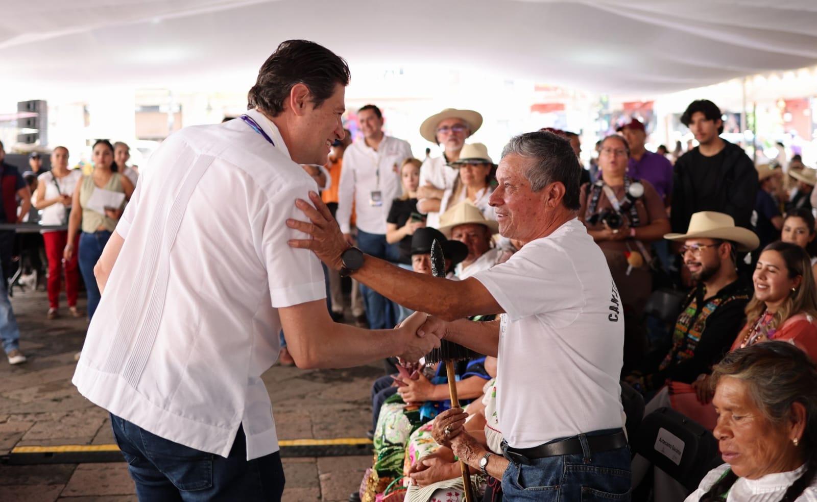 Alfonso Martínez destaca el orgullo de celebrar en Morelia las tradiciones artesanales de Michoacán