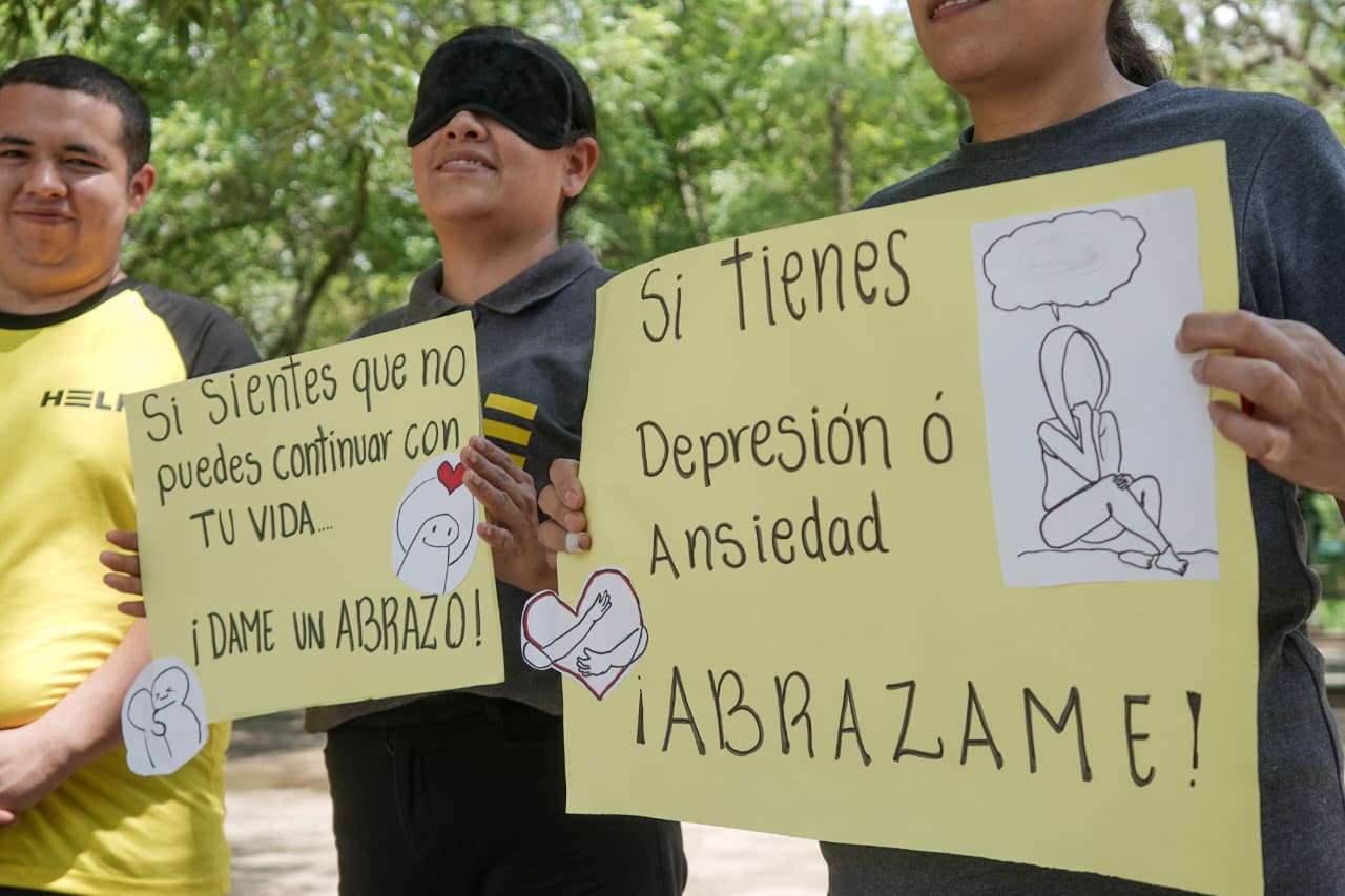 HELP lleva al Bosque Cuauhtémoc un mensaje de apoyo para prevenir el suicidio