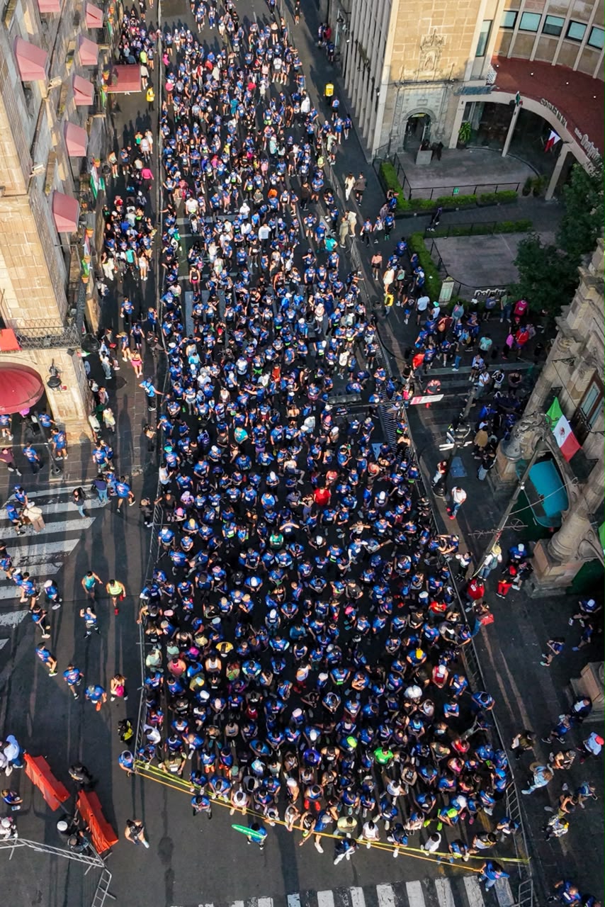 Más de 4 mil corredores convierten Morelia en una gran pista de cine