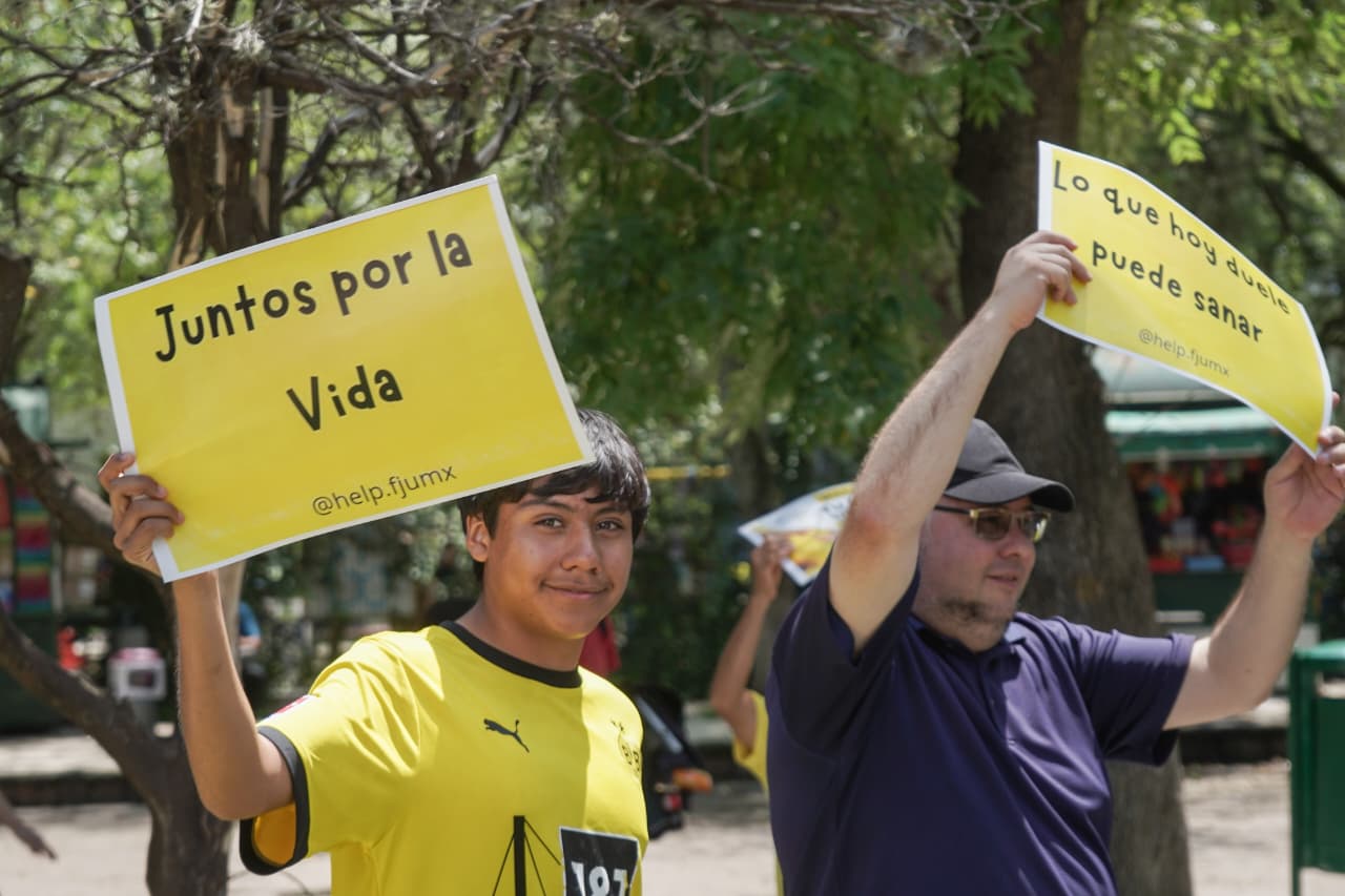 HELP lleva al Bosque Cuauhtémoc un mensaje de apoyo para prevenir el suicidio