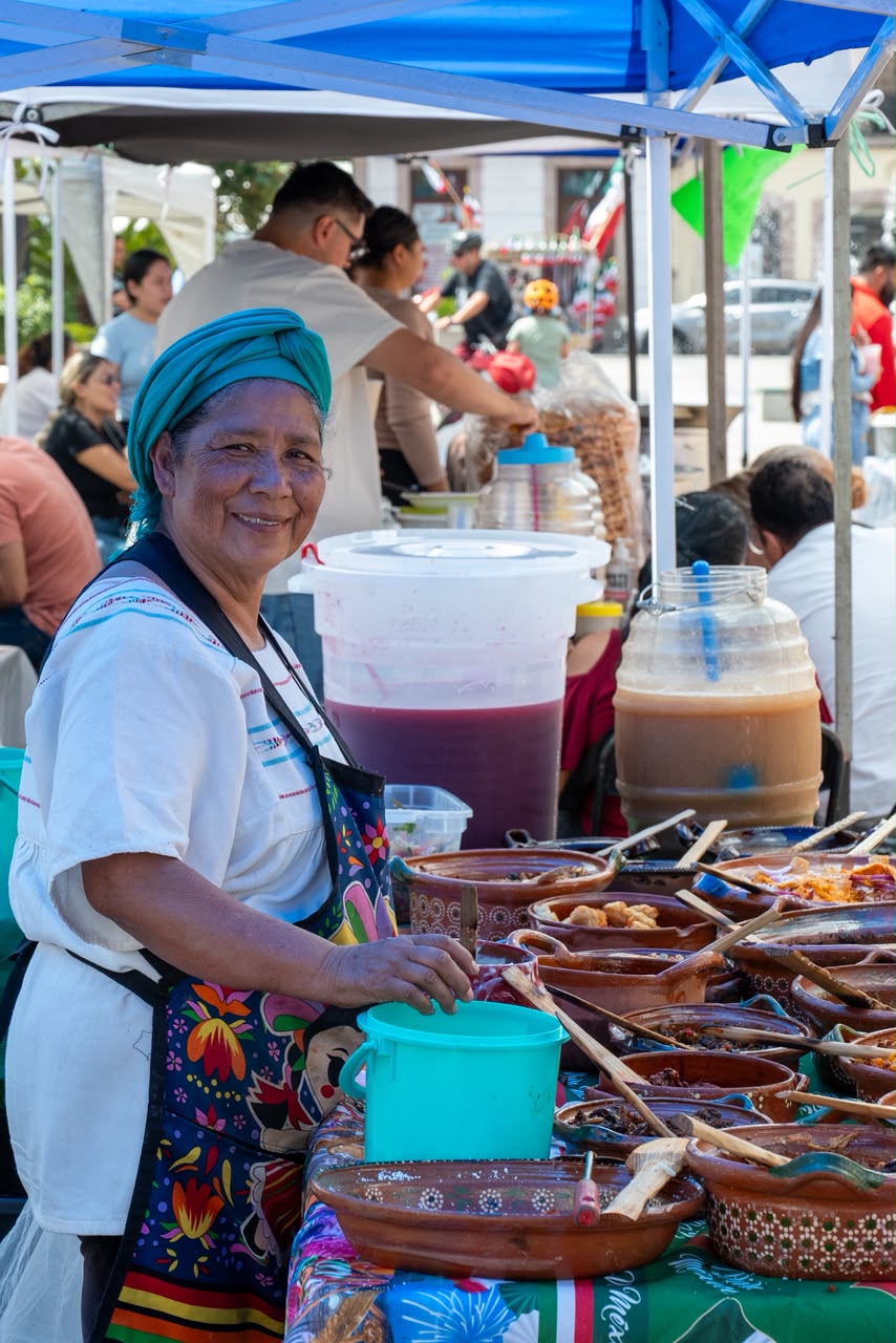 Sabores, artesanías y emprendimientos llenan el corazón de Morelia