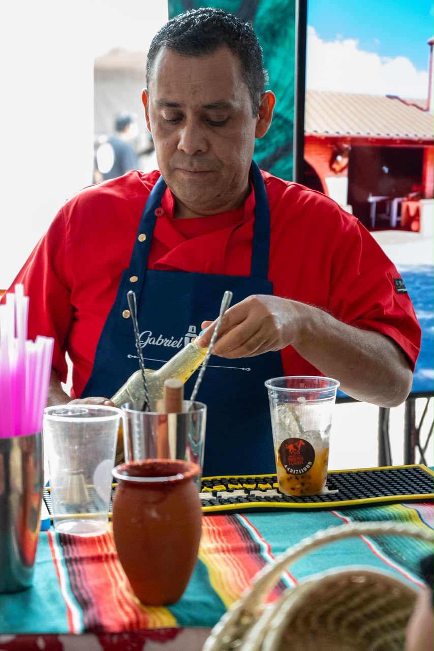 Mezcaliza transforma CECONEXPO en sabores, música y tradición michoacana