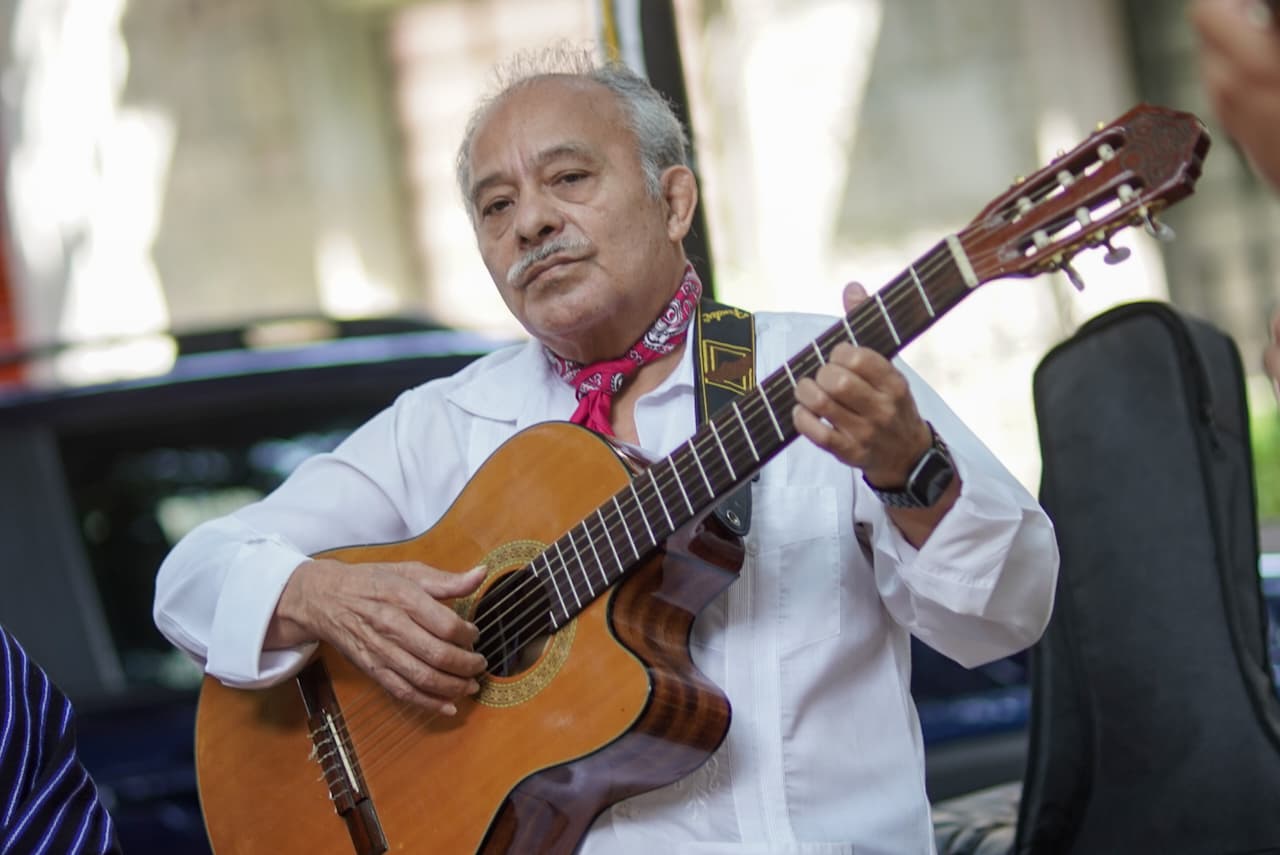 Alma Purépecha lleva música y danzas tradicionales a la Calzada San Diego