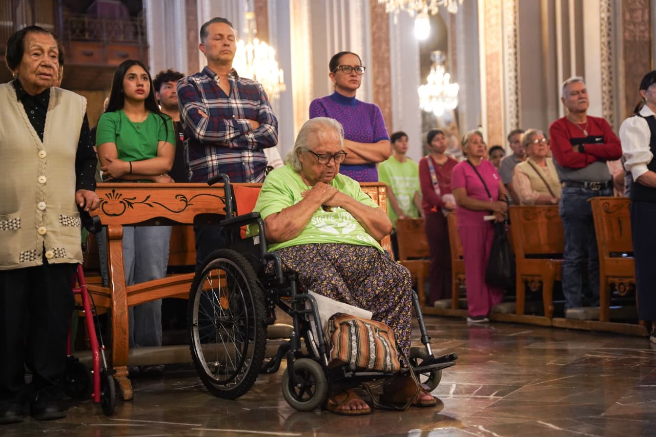 Con mariachi, recuerdan a los héroes de la donación en Catedral de Morelia