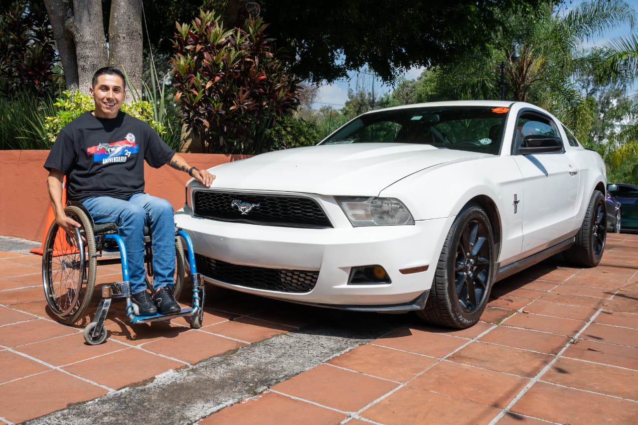 Un Mustang y la libertad de volver a conducir