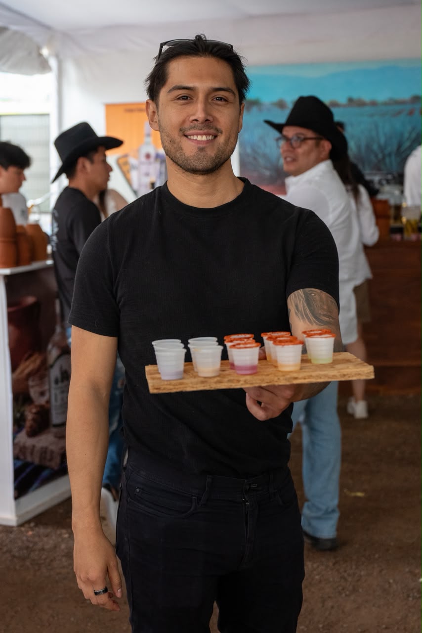 Mezcaliza transforma CECONEXPO en sabores, música y tradición michoacana