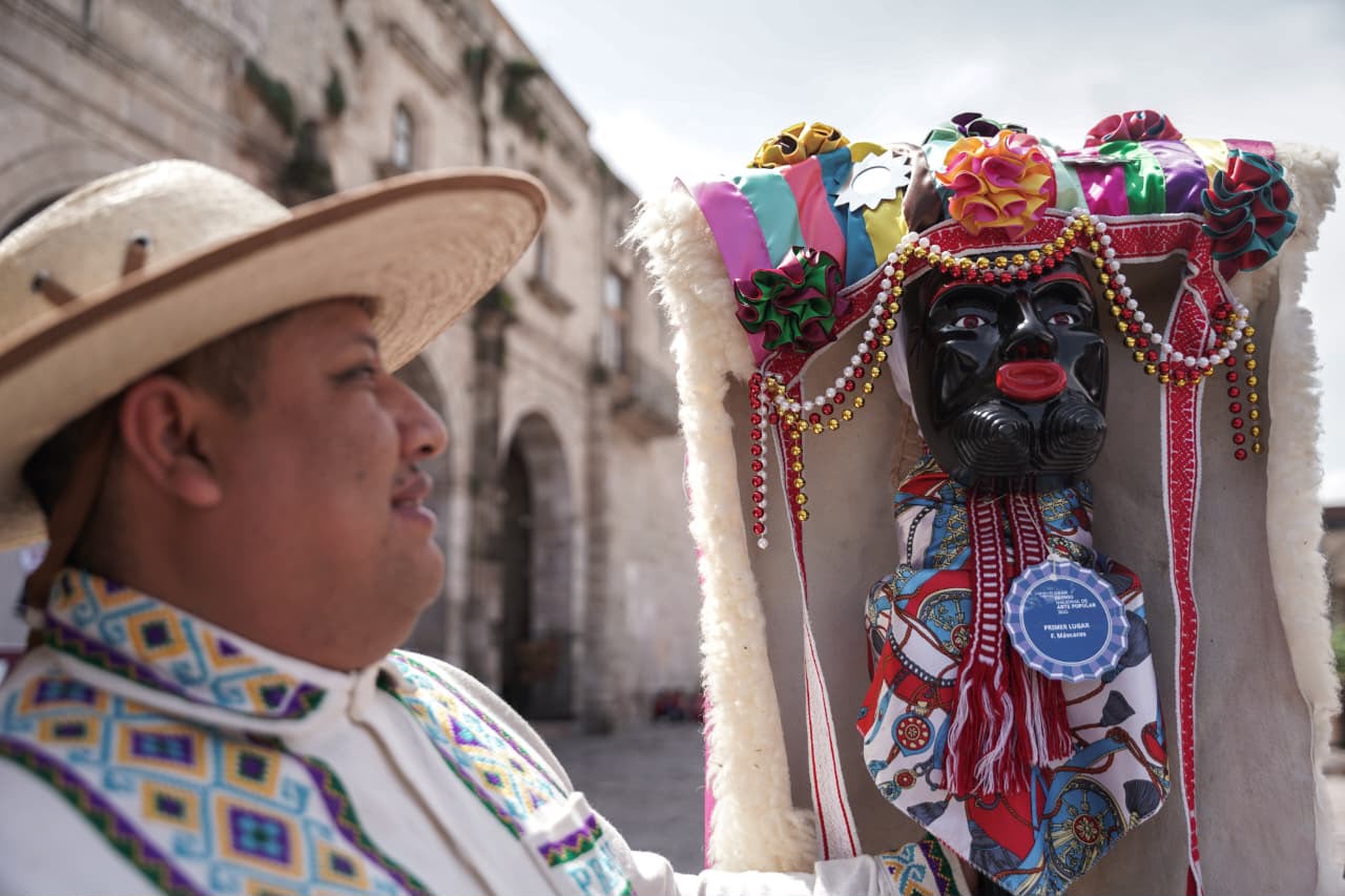 Tres hermanos y una herencia: los guardianes de las máscaras de San Juan Nuevo