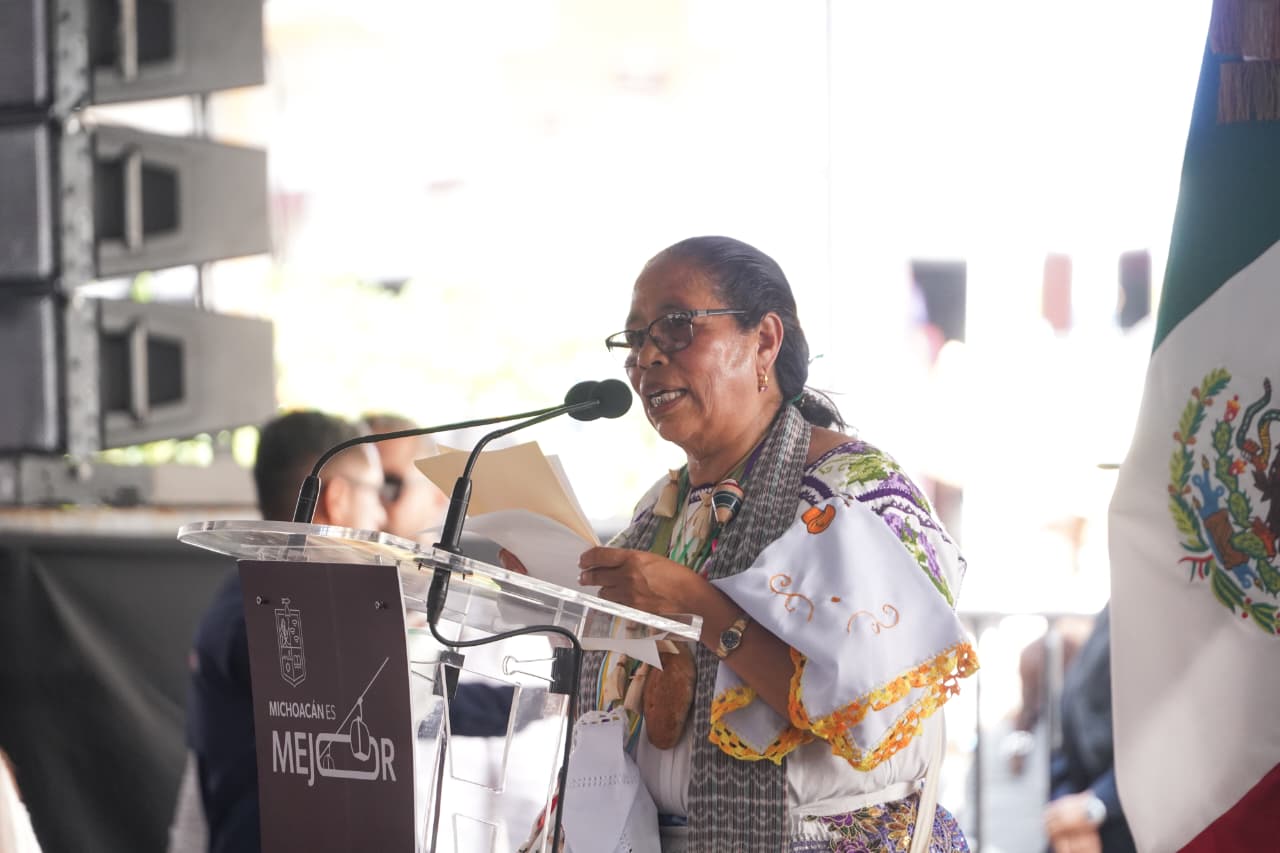 Michoacán reconoce a quienes mantienen vivos sus oficios artesanales