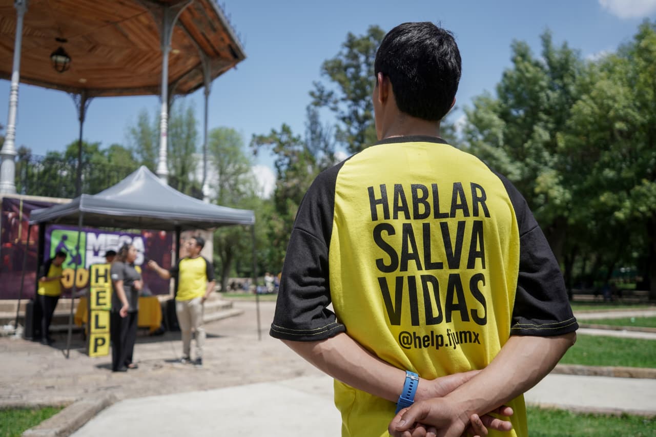 HELP lleva al Bosque Cuauhtémoc un mensaje de apoyo para prevenir el suicidio