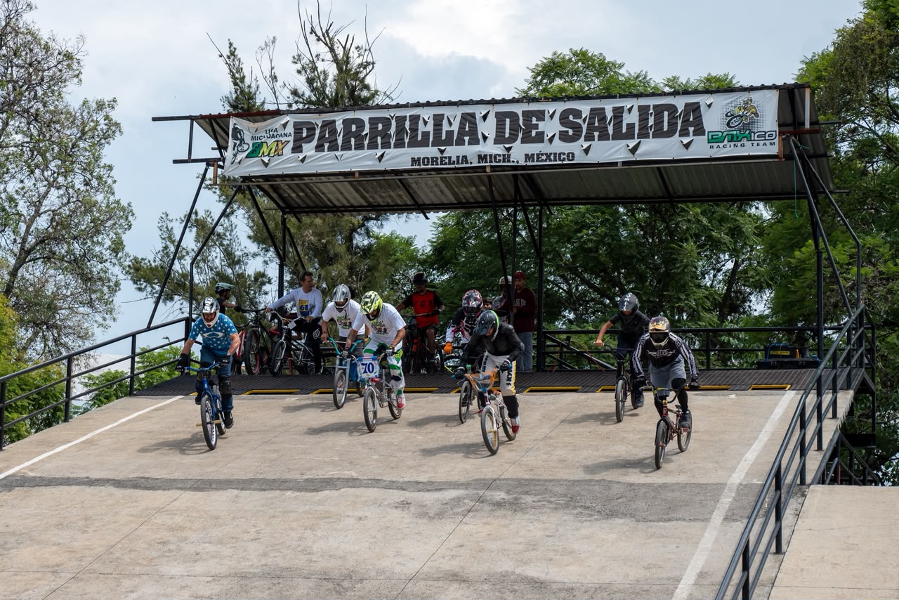 BMX de la vieja escuela reúne a ciclistas de todo México en Morelia
