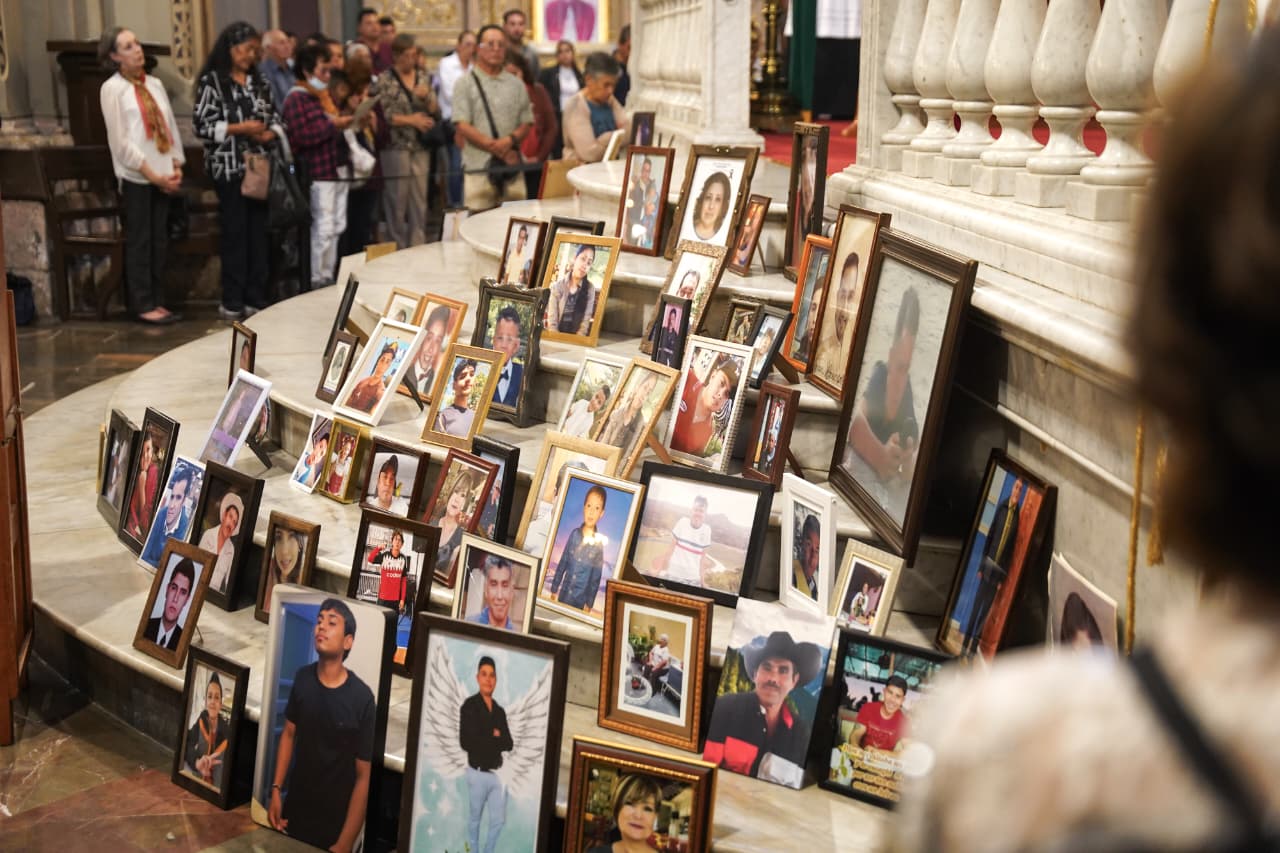 Con mariachi, recuerdan a los héroes de la donación en Catedral de Morelia