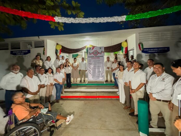 Autoridades Develan Bandos Solemnes del Mes Patrio Autoridades Develan Bandos Solemnes del Mes Patrio