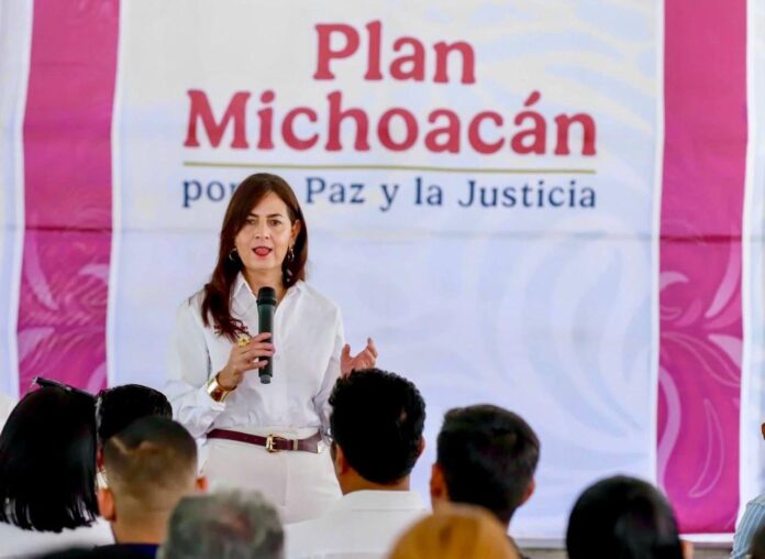 Gaby Molina invita a defender la soberanía