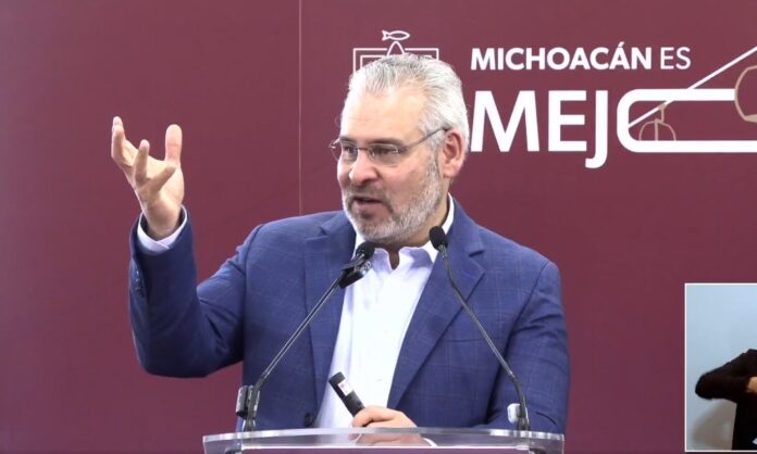 Bedolla afirma que van por más integrantes del Cártel de Los Reyes