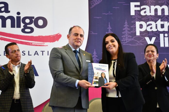 Tere Herrera destaca defensa de la vida, familia y valores en Segundo Informe
