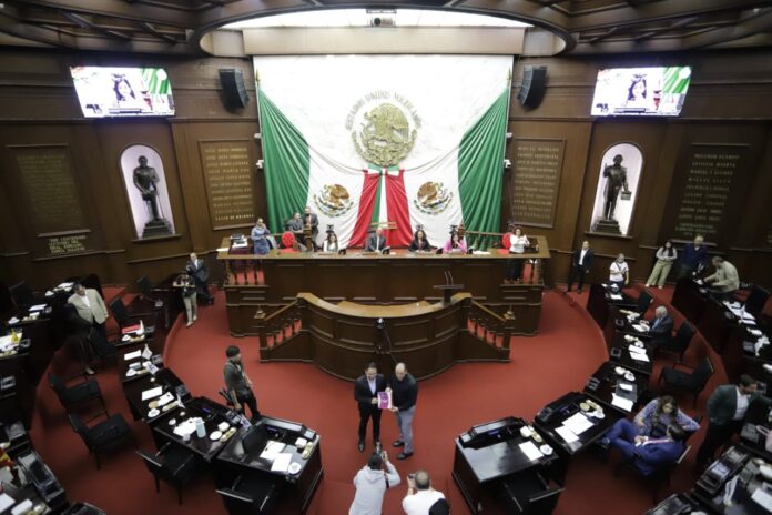Michoacán, Congreso refuerza área de seguridad