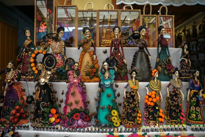 La fiesta de la Catrina sale del Centro: Capula recibe a miles de visitantes