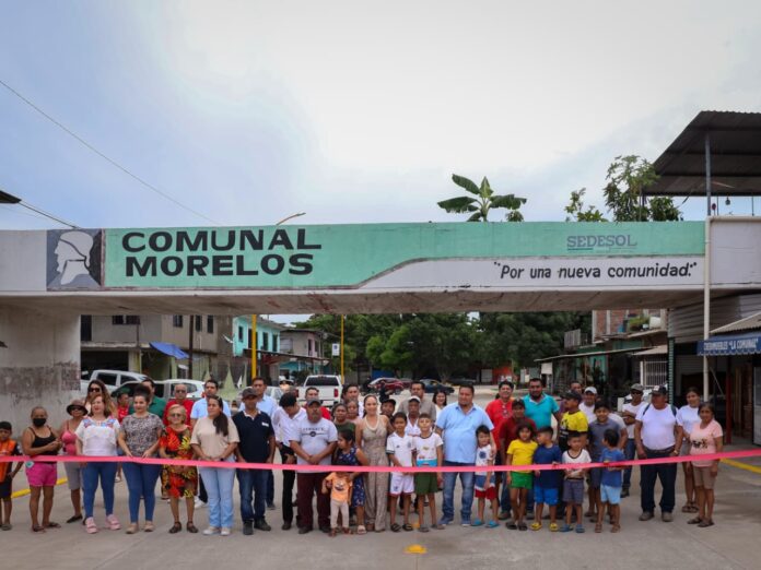 Inauguran acceso principal y área verde de la colonia Comunal Morelos