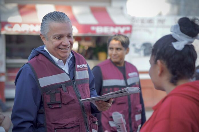 Luis Navarro denuncia guerra sucia y respalda transparencia de su patrimonio