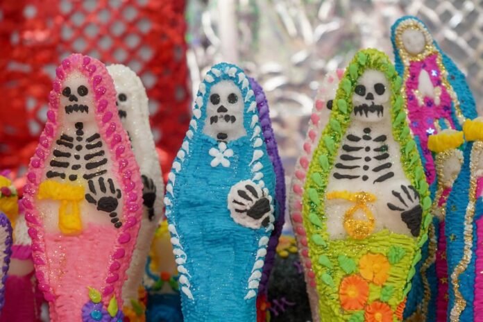 Día de Muertos llega al Mercado Independencia con bajas ventas