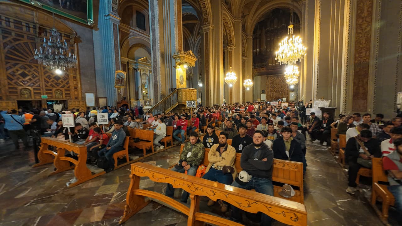 Con la fe a cuestas, peregrinos de Michoacán parten rumbo al Tepeyac