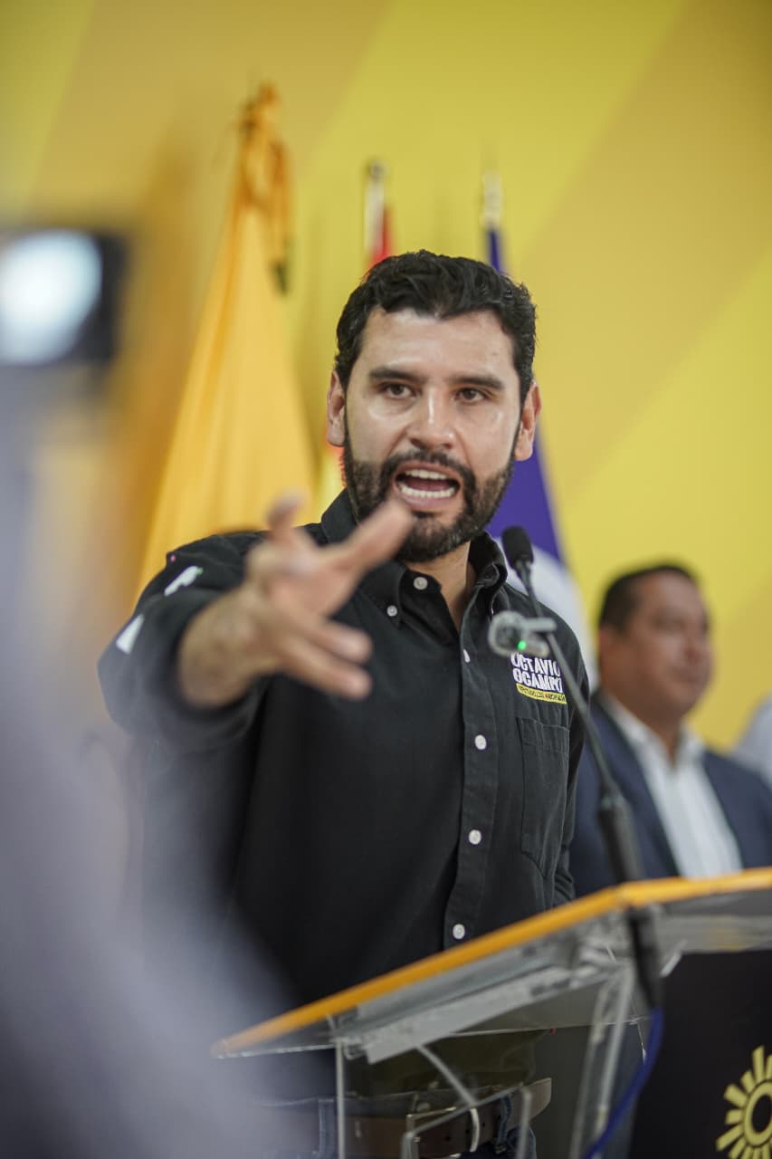 Octavio Ocampo pide a FGE agotar vías legales en asesinato de Carlos Manzo