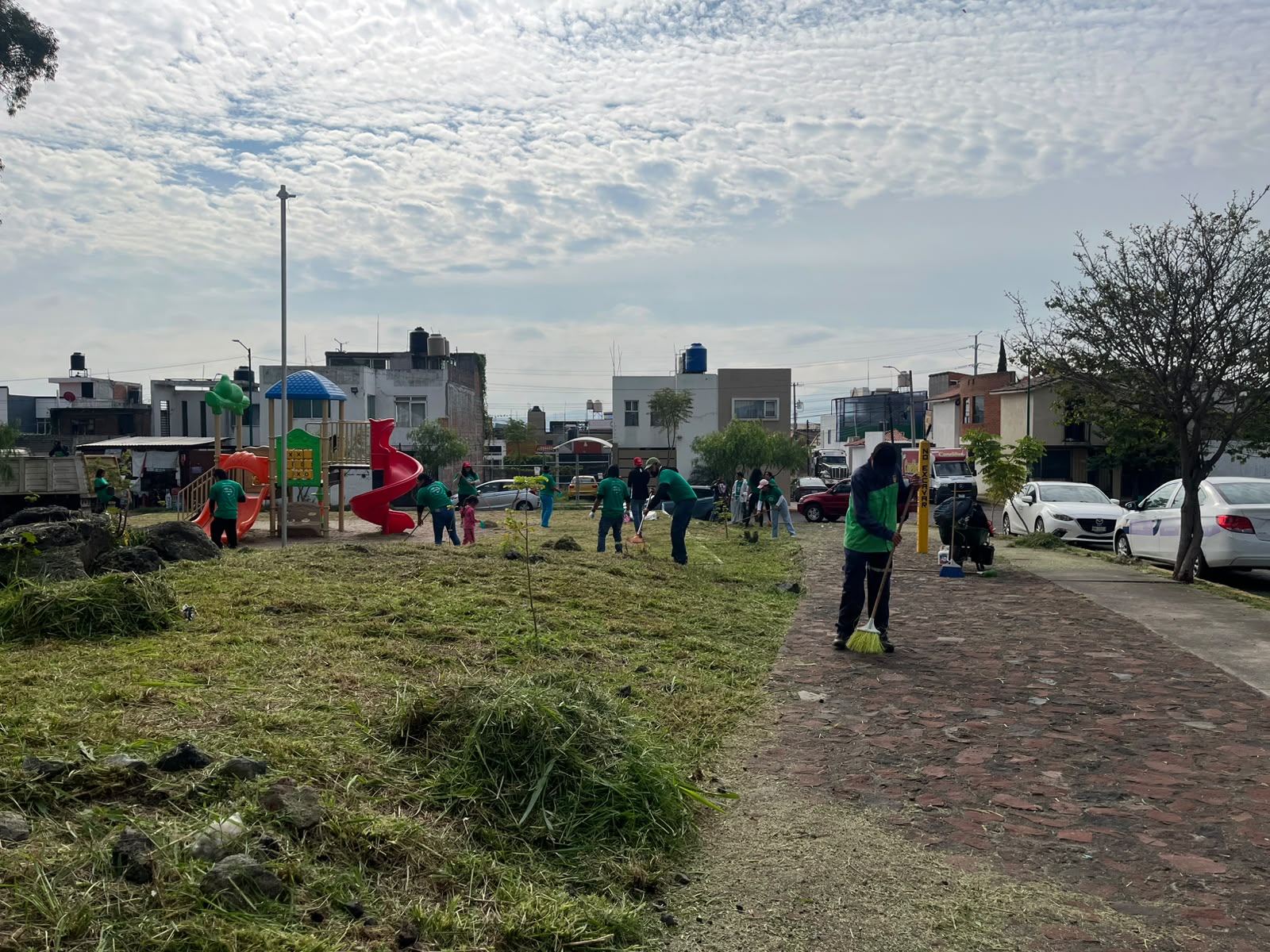 Gobierno de Morelia realiza jornada de limpieza en Parque Lineal Bicentenario
