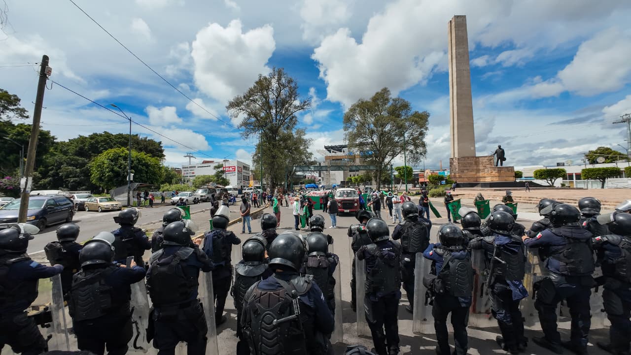 FNLS acusa represión por operativo en el Centro Histórico de Morelia