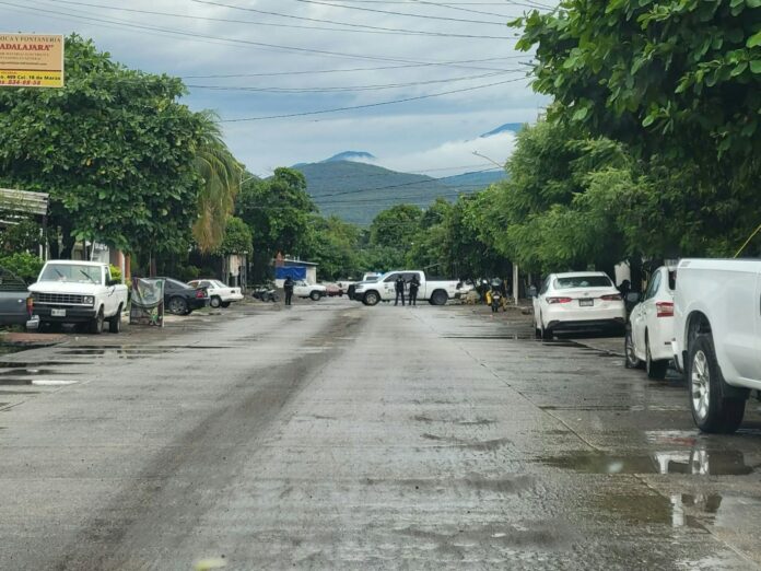 Balean a joven en Apatzingán