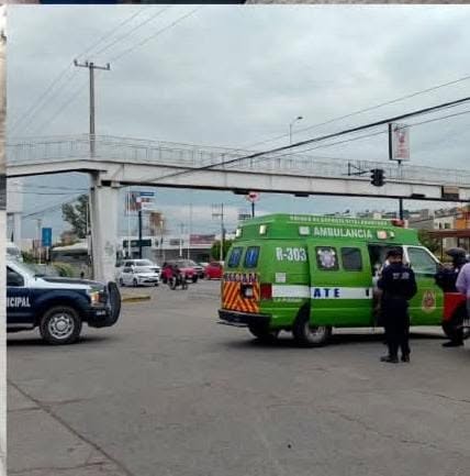 Accidente vehicular, choque y operativo contra palenque clandestino marcan Michoacán