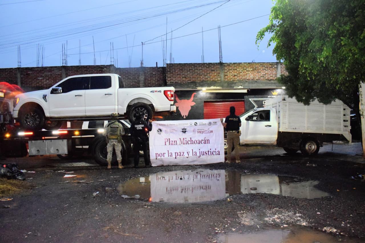 Cateos en Michoacán dejan 22 detenidos; aseguran armas, droga y vehículos