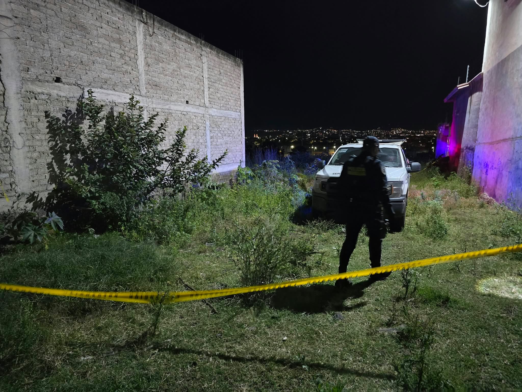 Hallan ejecutado en colonia Quinceo de Morelia