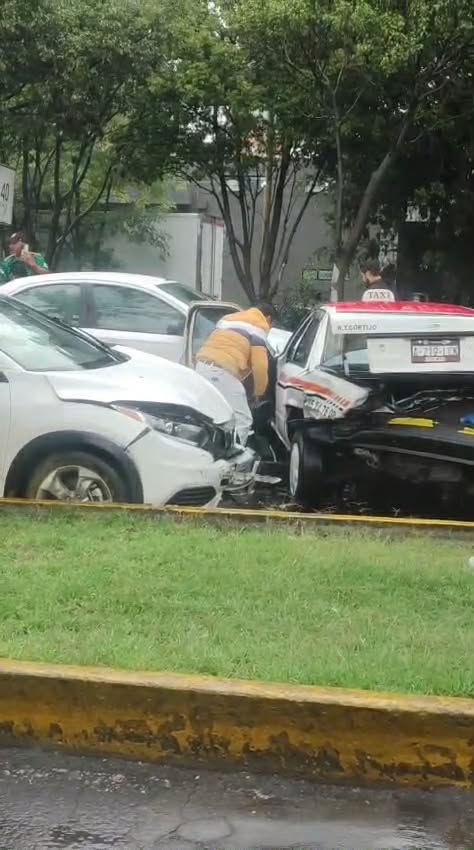 Accidentes, protesta y rescate marcan jornada en Michoacán