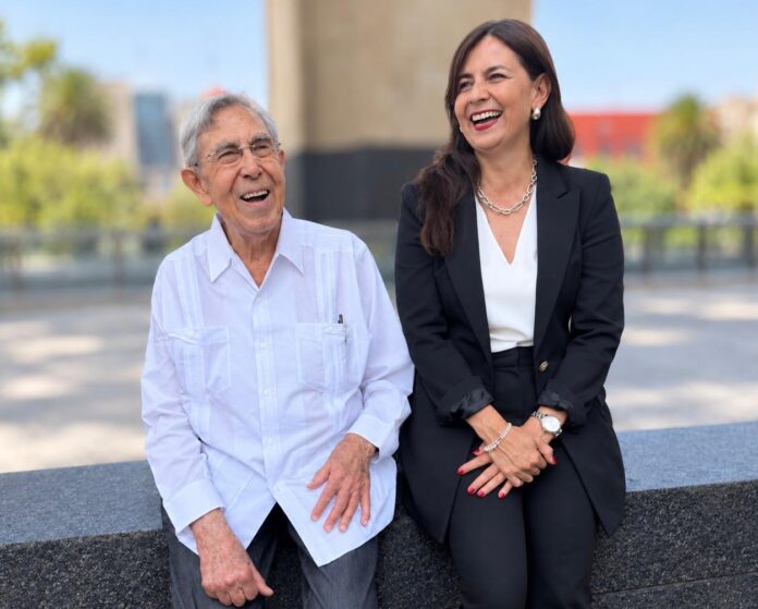 Cuauhtémoc Cárdenas y Gaby Molina