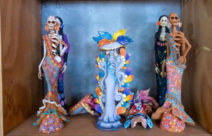 Michoacán, taller de calaveras en Capula