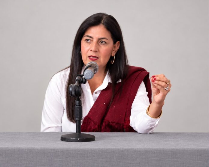 Michoacán, Gaby Molina
